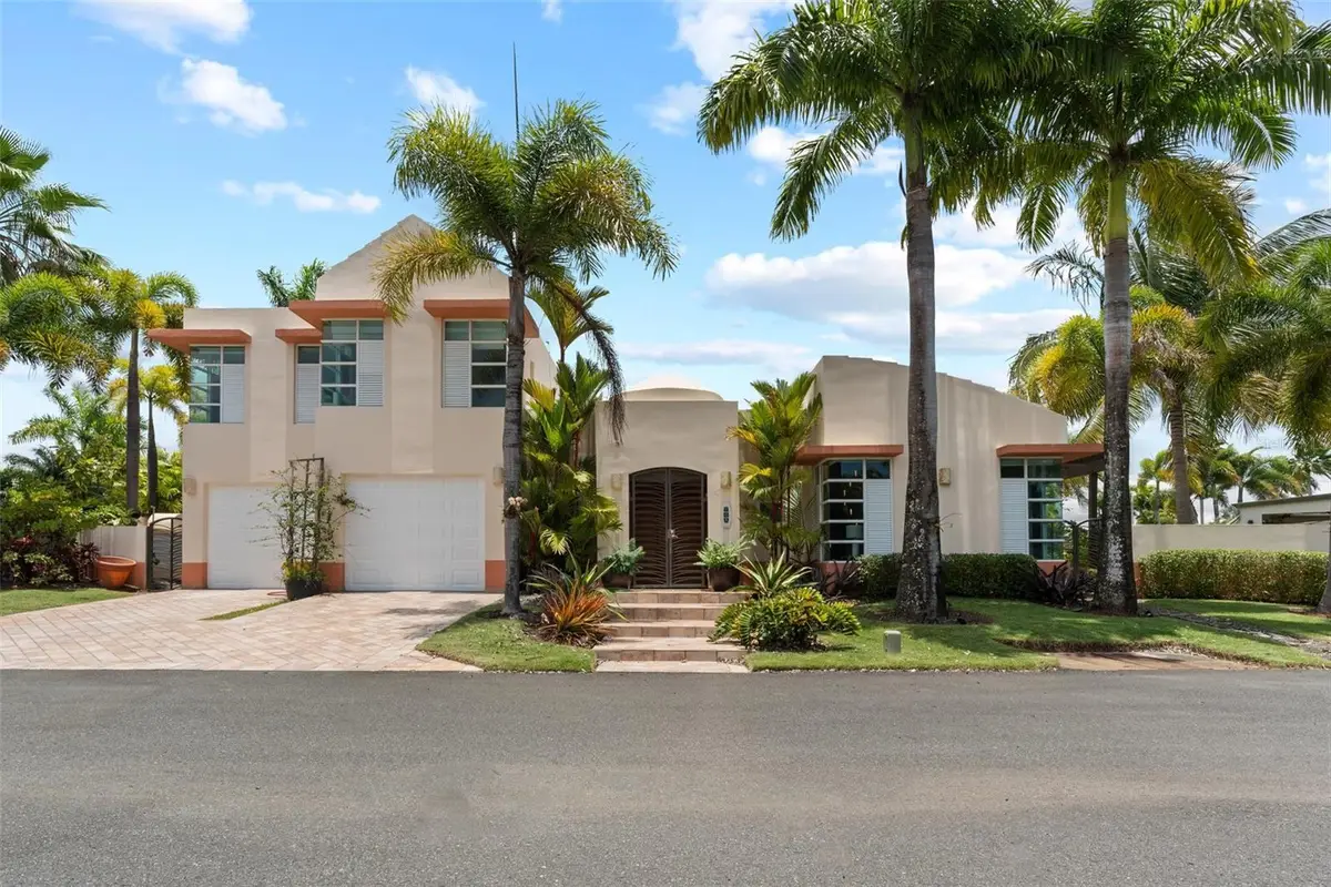 5 Paseo Las Palmas, Dorado, PR 00646 - Image #1