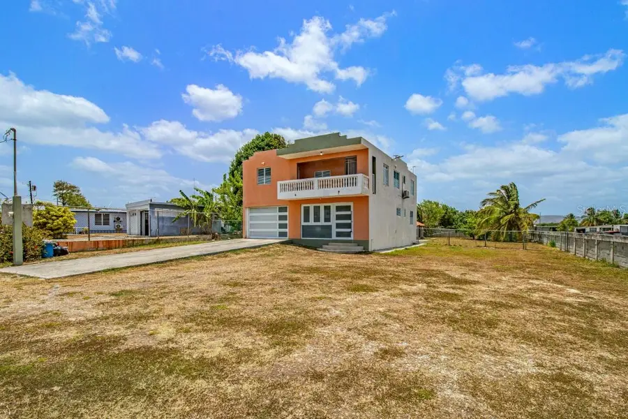 C Urb. Reparto La Hacienda #25-99, Santa Isabel, PR 00757 - Image #3