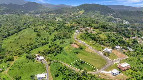 Mansiones De Terralinda Lot #24, LUQUILLO, PR 00773