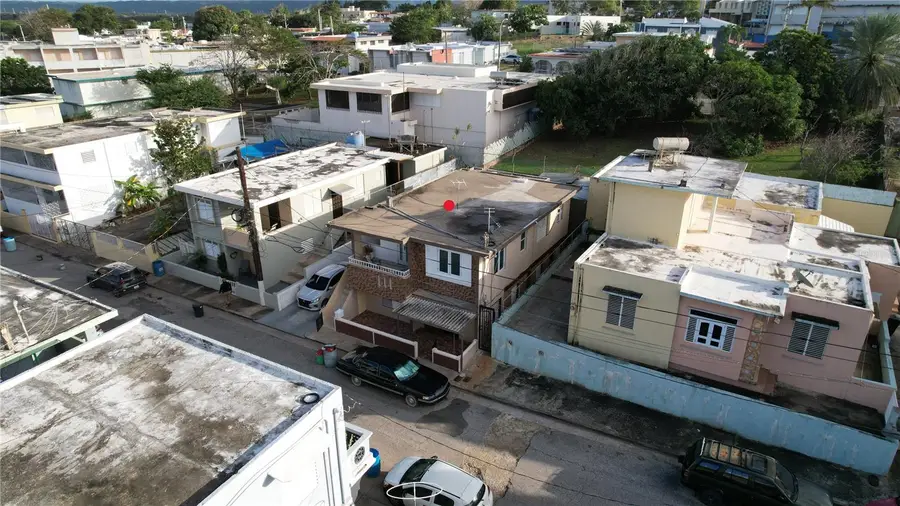 523 Angel M Marin, Arecibo, PR 00612 - Image #3