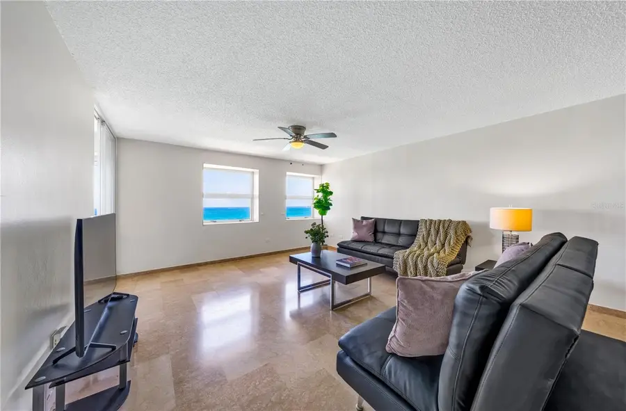 3307 Isla Verde Avenue #1202, Carolina, PR 00979 - Image #2