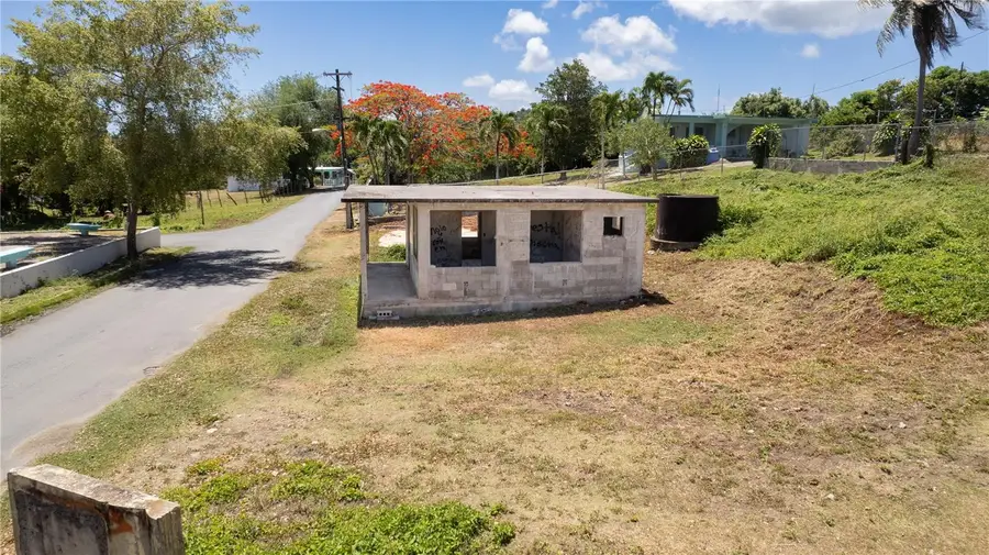 172 Comm. Santa Mara, Vieques, PR 00765 - Image #2