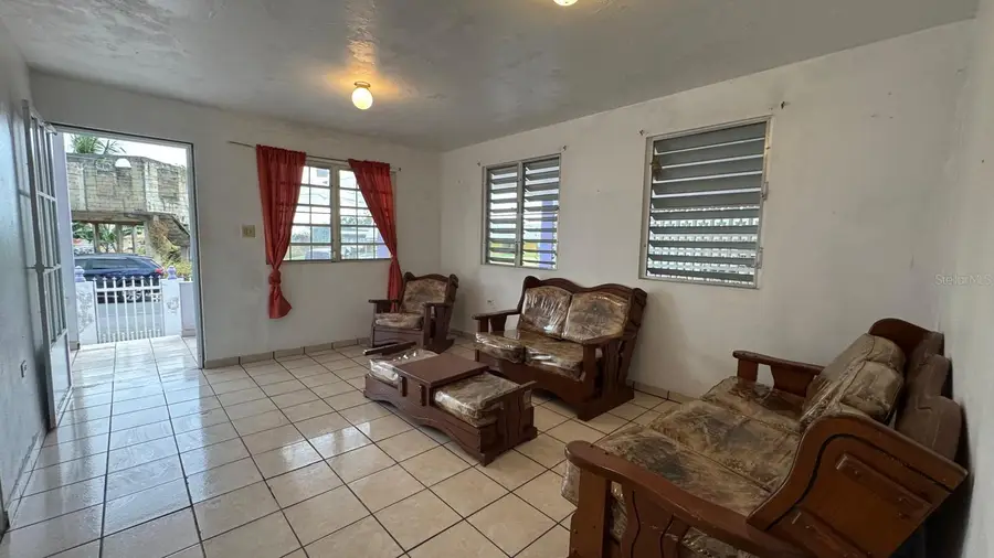 9 Urbanizacion Vista Verde. Lote 557, Aguadilla, PR 00603 - Image #3