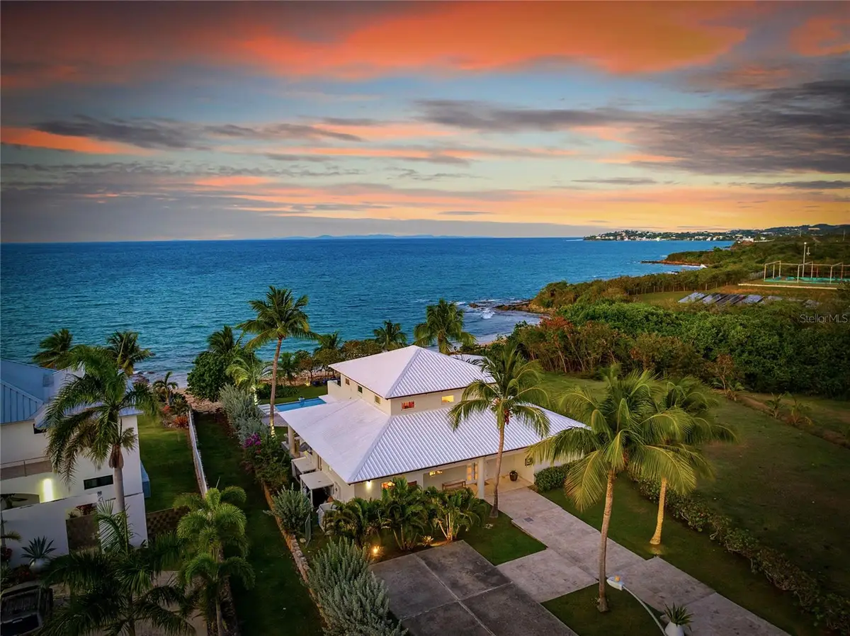 Beach Village #8 Carr 200 Km 3.1, Vieques, PR 00765 - Image #1