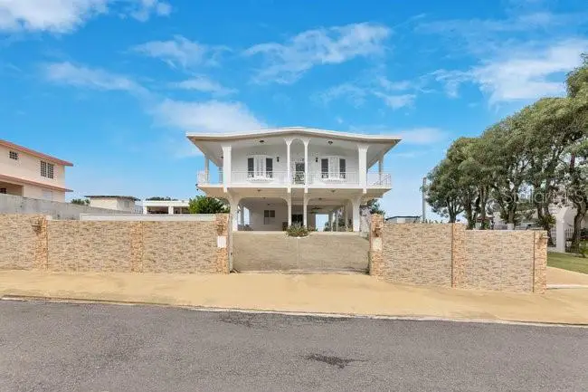 CALLE J, Aguada, PR 00602 - Image #3