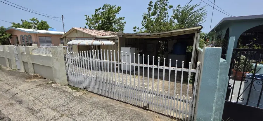 3Q Juan P. Vargas, Ponce, PR 00728 - Image #2