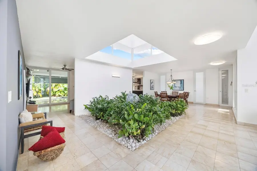 4 Calle Petunia, San Juan, PR 00927 - Image #2