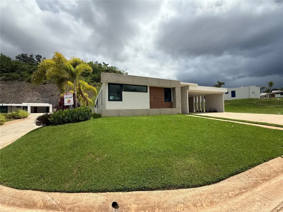 162 St. Monteazul #162, Guaynabo, PR 00969 - Image #2