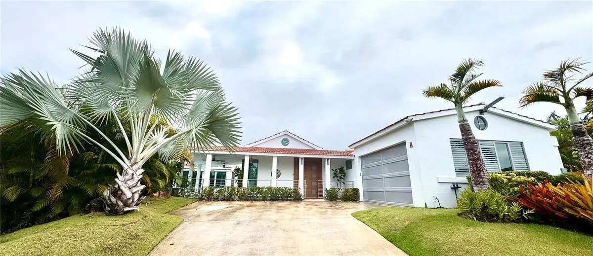 198 Camino Del Narcizo, Dorado, PR 00646 - Image #1