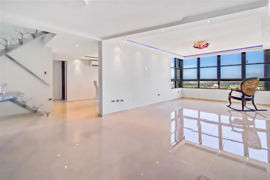 1715 Cond. La Inmaculada Plaza I #PH4, San Juan, PR 00909 - Image #2