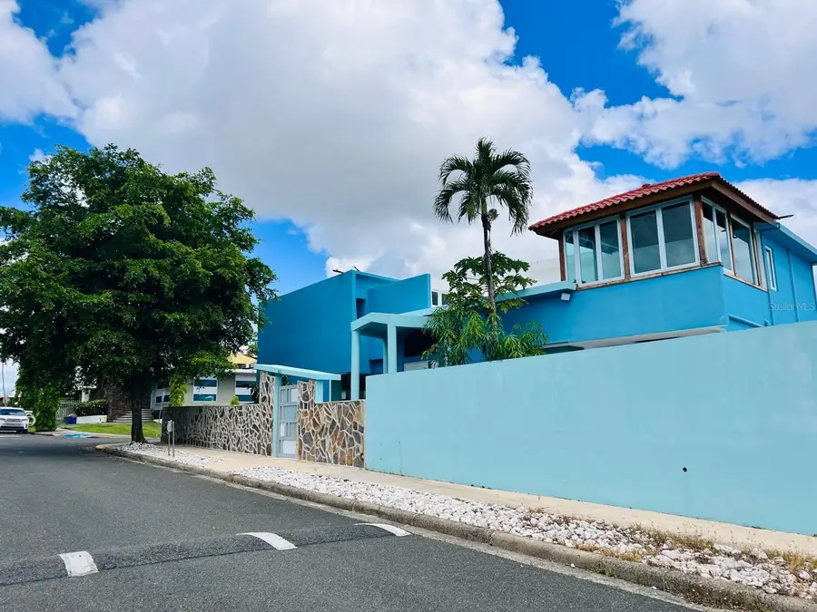 425 Calle San Julian, Urb Sagrado Corazon, Cupey, PR 00926 - Image #3