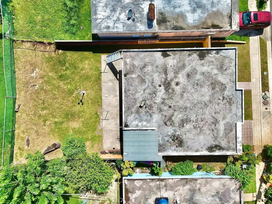 D28 Calle 2, Juncos, PR 00777 - Image #2