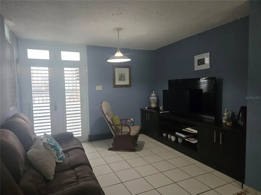 806 Camino Dorado, Vega Baja, PR 00693 - Image #2