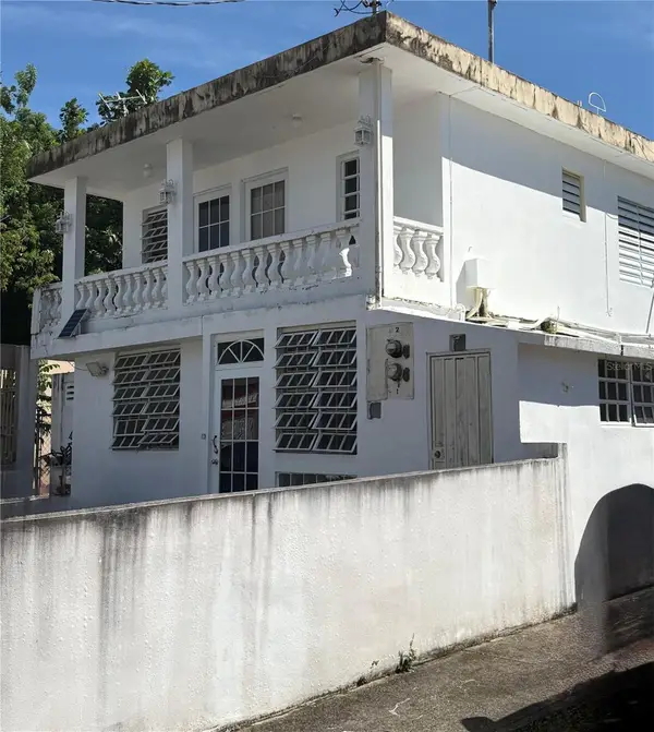 Calle Geminis 13, CANOVANAS, PR 00729