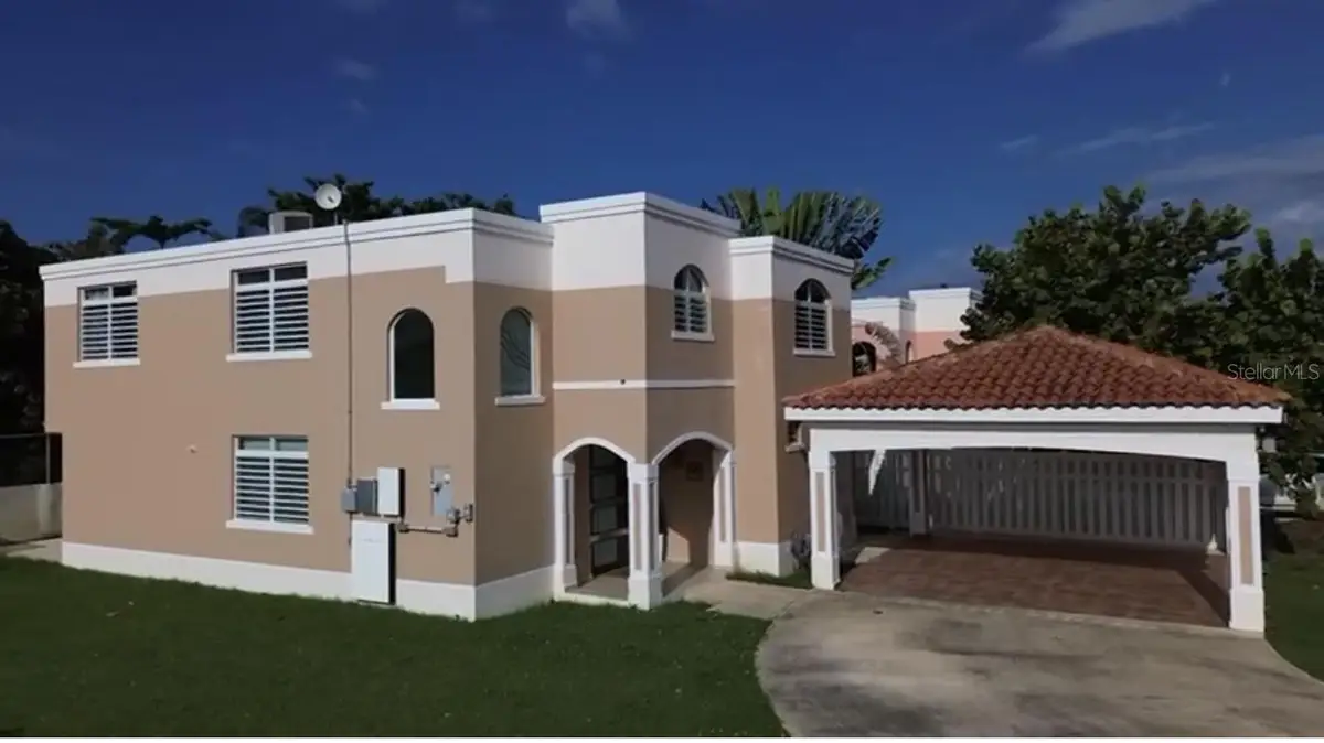 GRAND PALM II Casa F-15 Calle Ceiba, Vega Alta, PR 00692 - Image #1