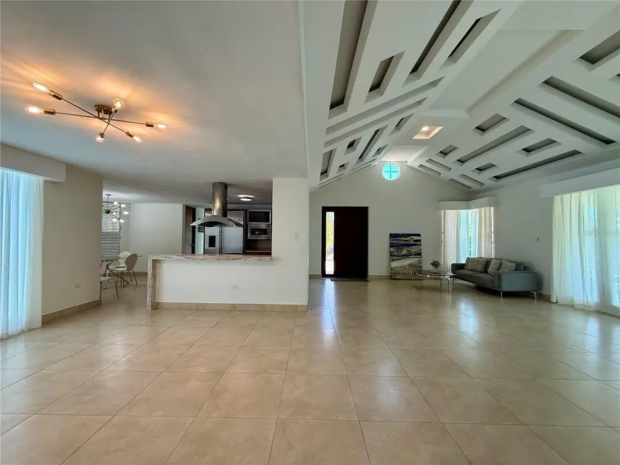 528 Camino De Guilarte Street, Dorado, PR 00646 - Image #3