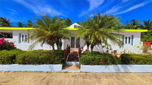 FELICIDAD Urb. Alturas De Cerro Gordo I Y Ii #2-D, VEGA ALTA, PR 00692