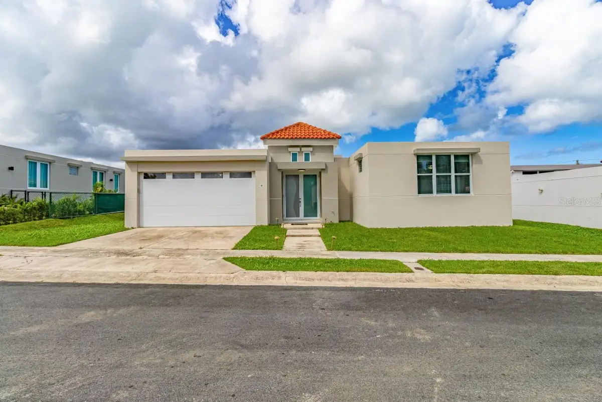 409 Via Sol 409 Via Sol, Luquillo, PR 00773 - Image #1