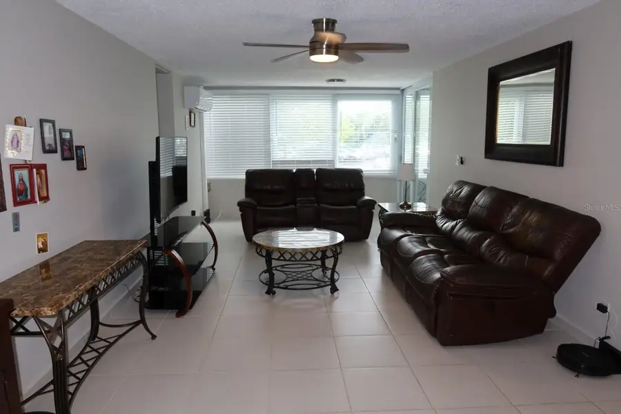 5 Laguna Gardens, Carolina, PR 00979 - Image #2