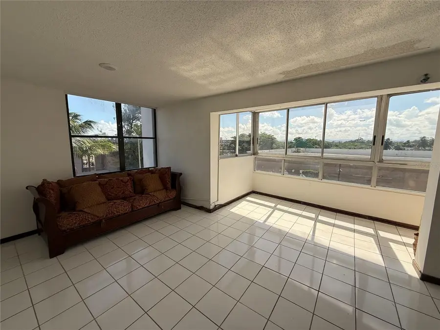 4123 Isla Verde Ave #203, Carolina, PR 00979 - Image #2