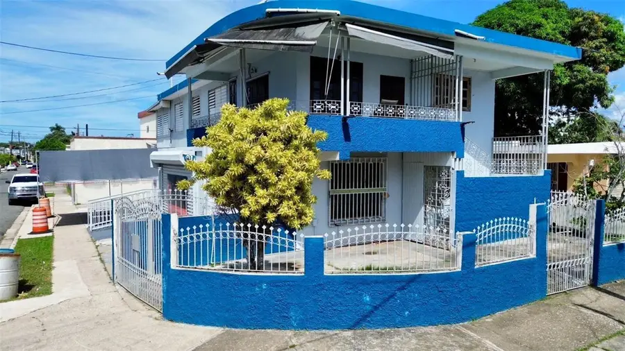 79 Urbanizacion Catalana, Barceloneta, PR 00617 - Image #2