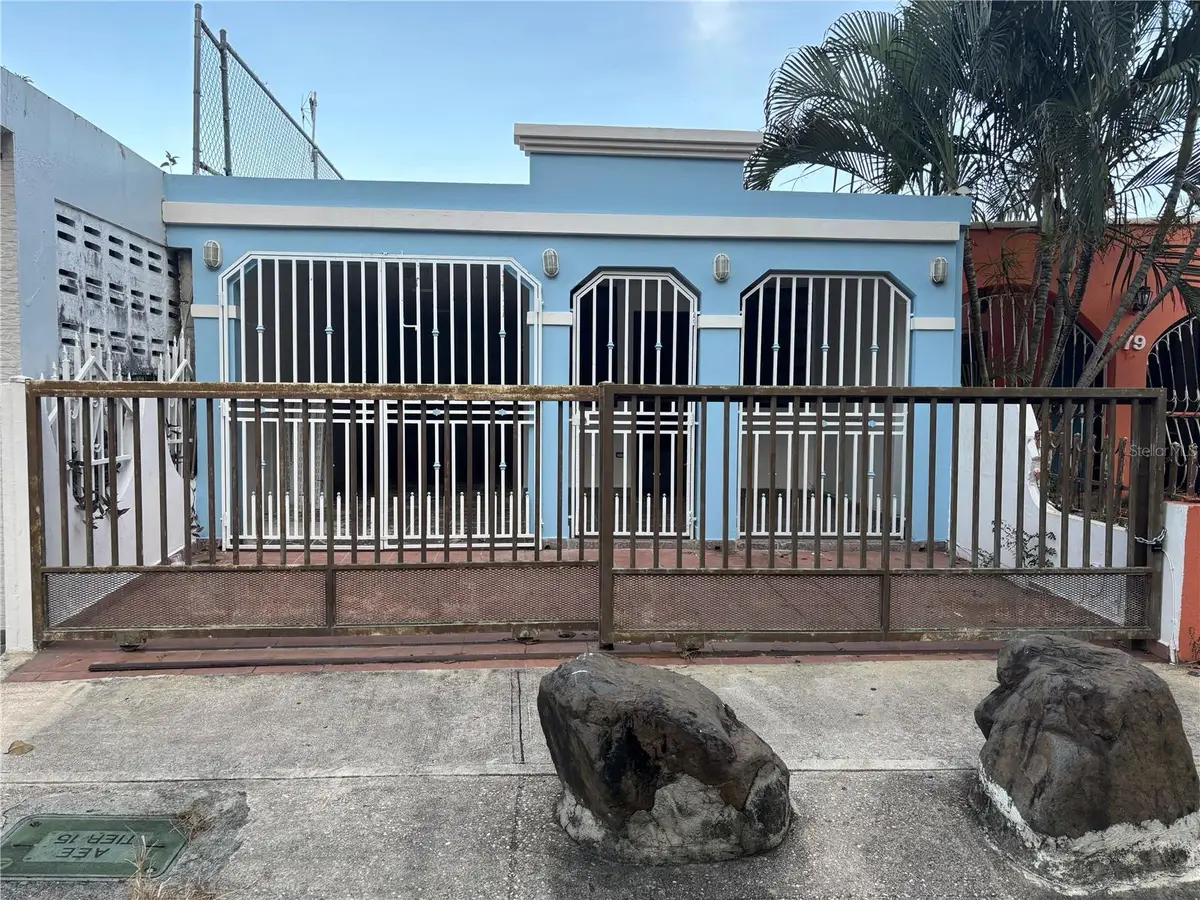 CALLE HORTENCIA Urb. La Marina #A4, Carolina, PR 00986 - Image #1