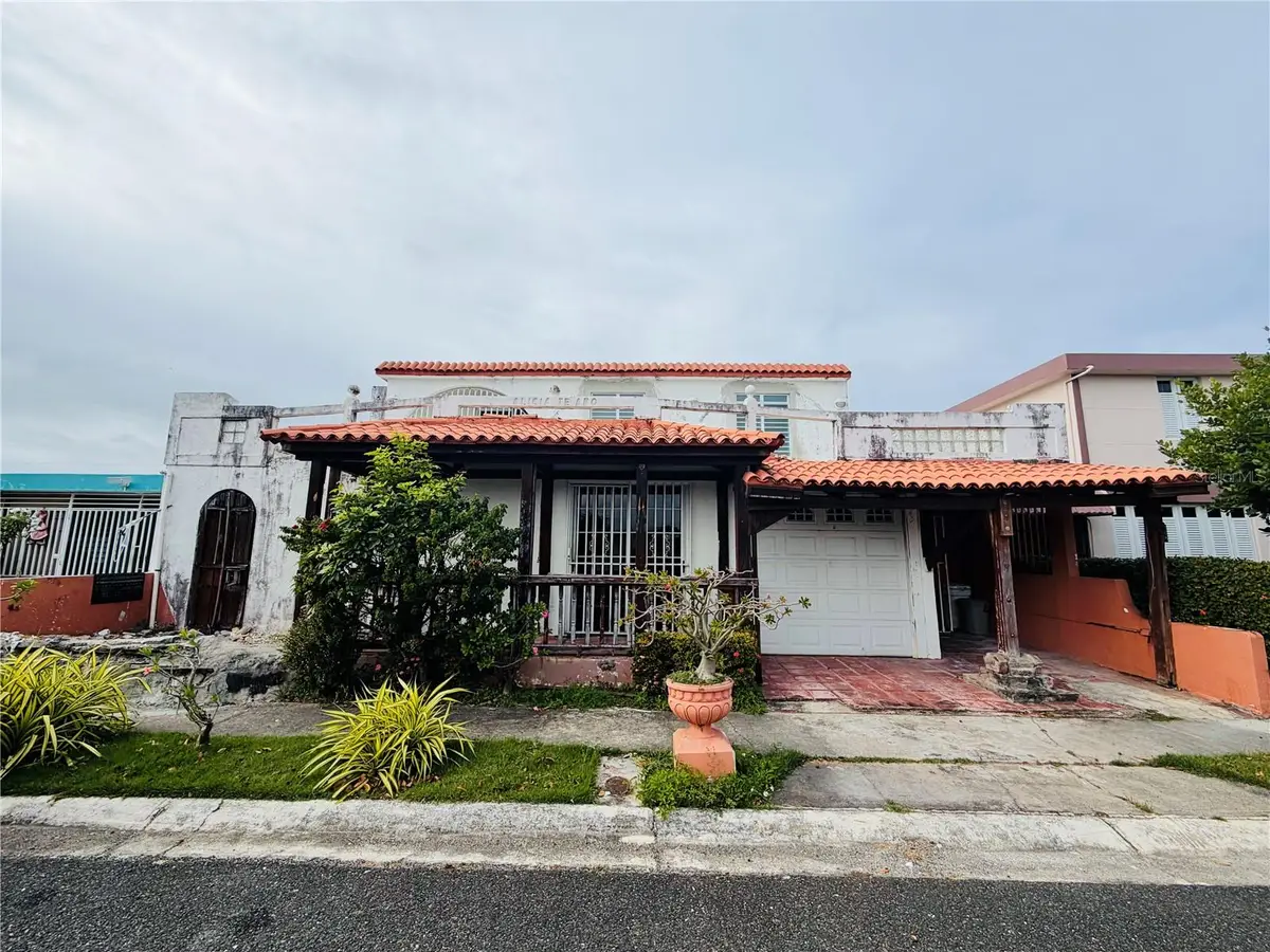 MAGALY Levittown #AI-17, Toa Baja, PR 00949 - Image #1