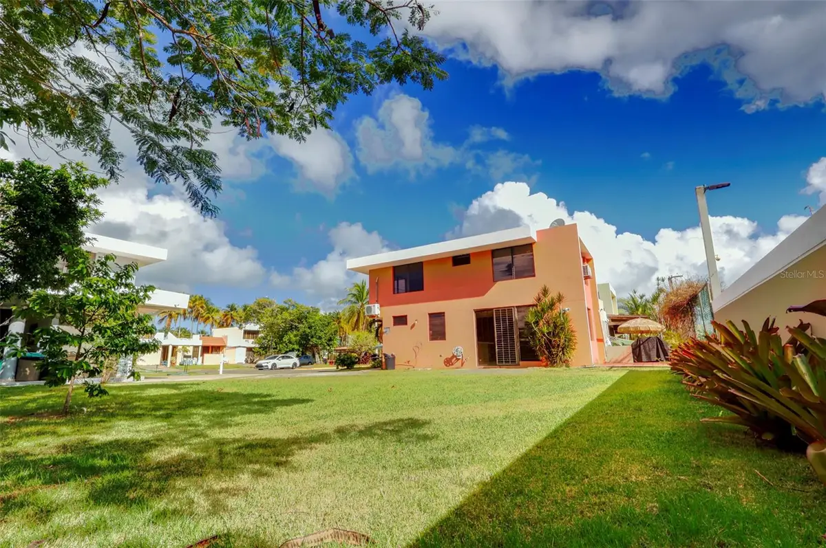 152 Plaza Virgen Gorda, Luquillo, PR 00773 - Image #1