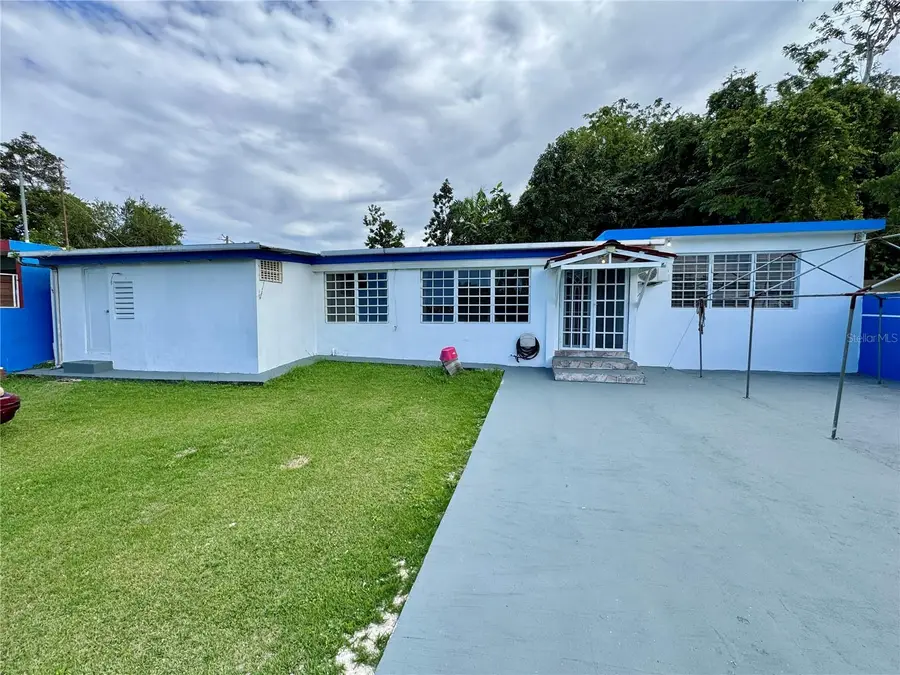 Address Withheld By Seller, Vega Baja, PR 00693 - Image #3