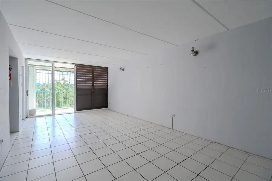 505 Condo. Torres De Carolina #505, Carolina, PR 00987 - Image #3