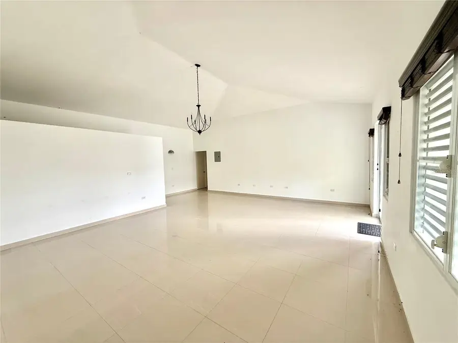 19 C1 #19, Rio Grande, PR 00745 - Image #3