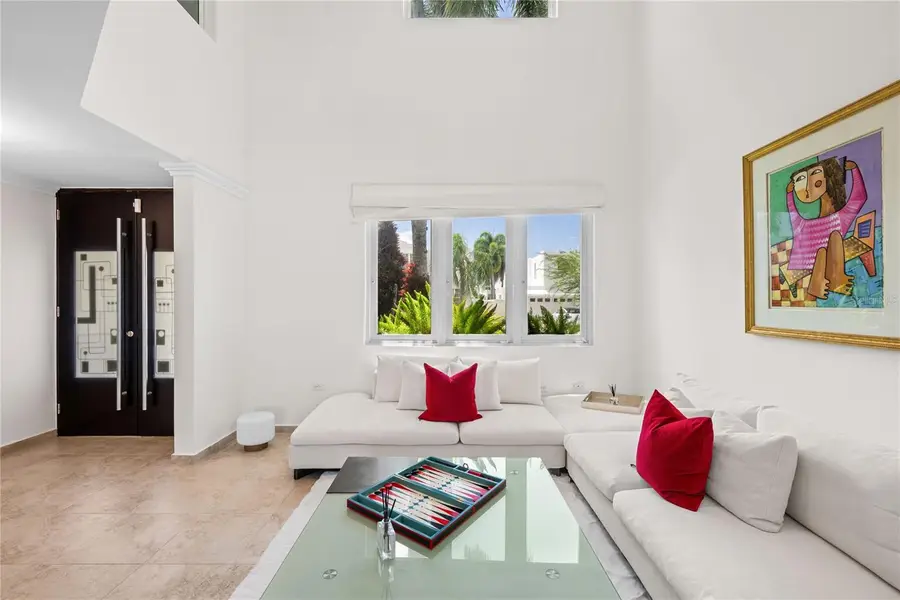 Estancias Reales Principe Rainiero #63, Guaynabo, PR 00969 - Image #3