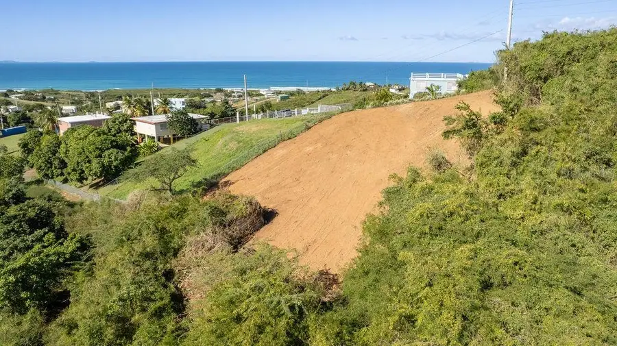 583 Calle 16, Vieques, PR 00765 - Image #2