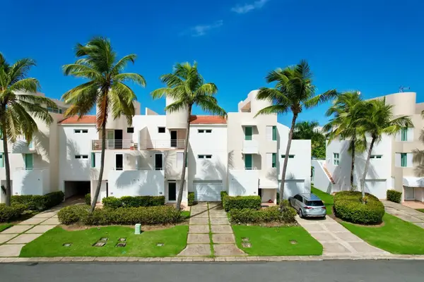 #124 Villas De Golf Oeste, DORADO, PR 00646