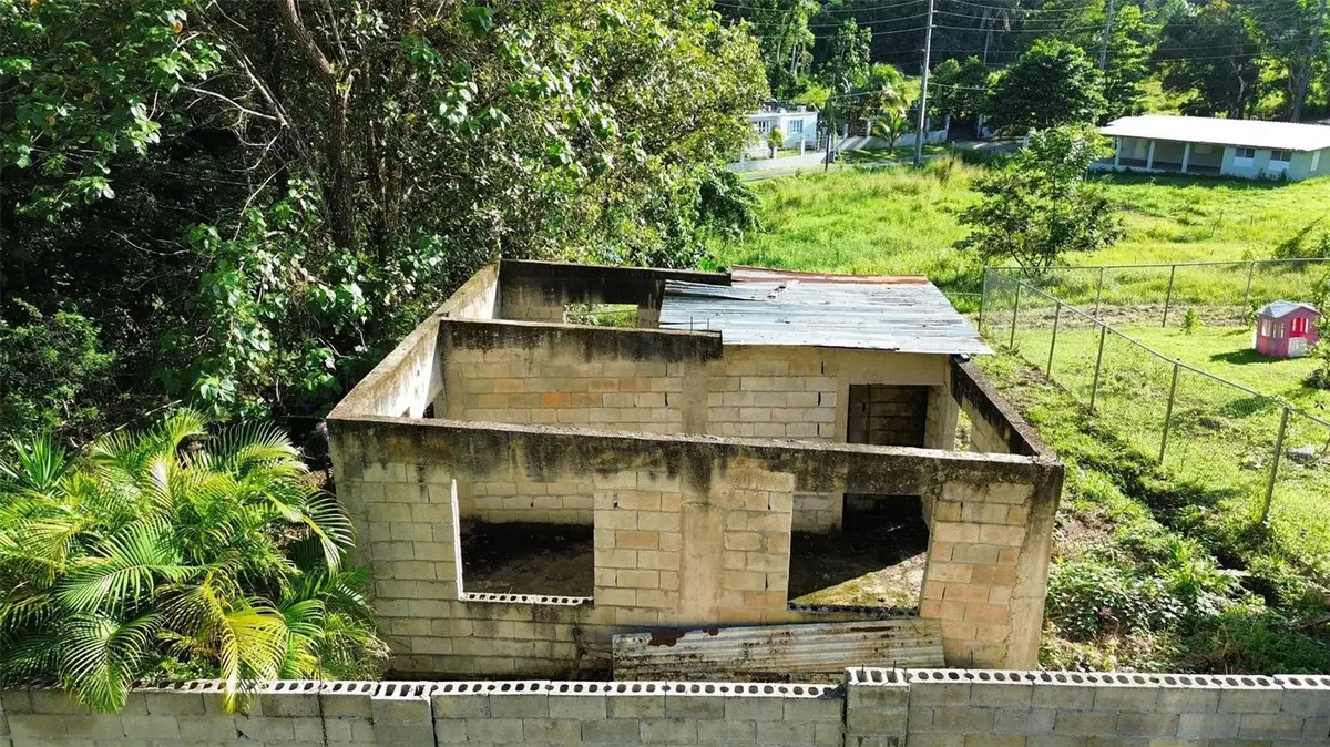 Carr. 628 Km 10-7 Sector Los Correas Sabana Hoyos, Sabana Hoyos, PR 00688 - Image #1