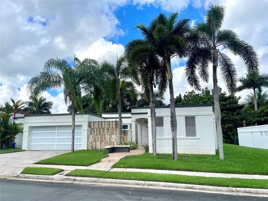 E-2-E-98 4 Street #D-9, Guaynabo, PR 00969 - #2