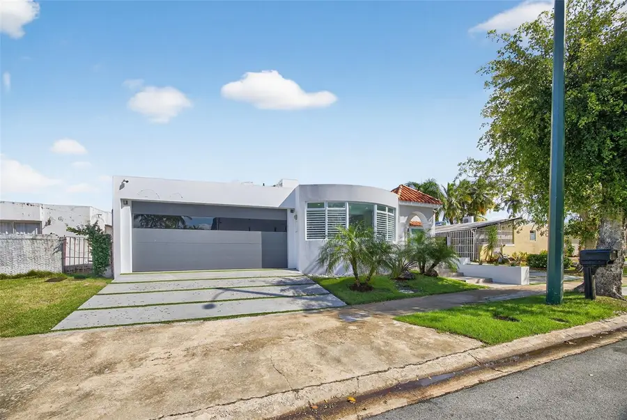 V-3 Madre Perla, Dorado, PR 00646 - Image #2