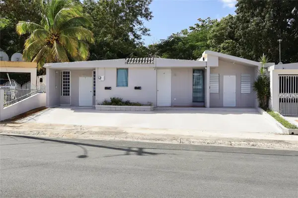 B17 Maureeb Street, Urb Santa Rosa, CAGUAS, PR 00725