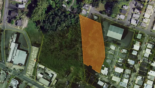 1 Calle 1, LAS PIEDRAS, PR 00771