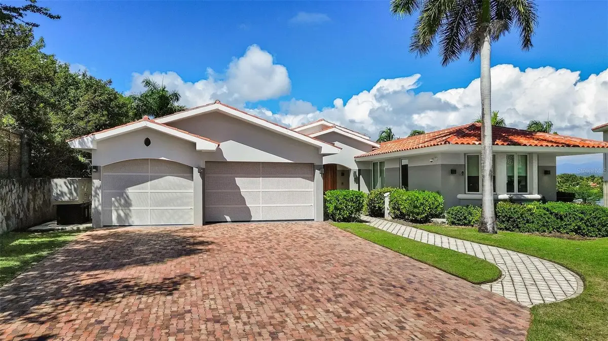 #1 Los Lagos, Humacao, PR 00791 - #1