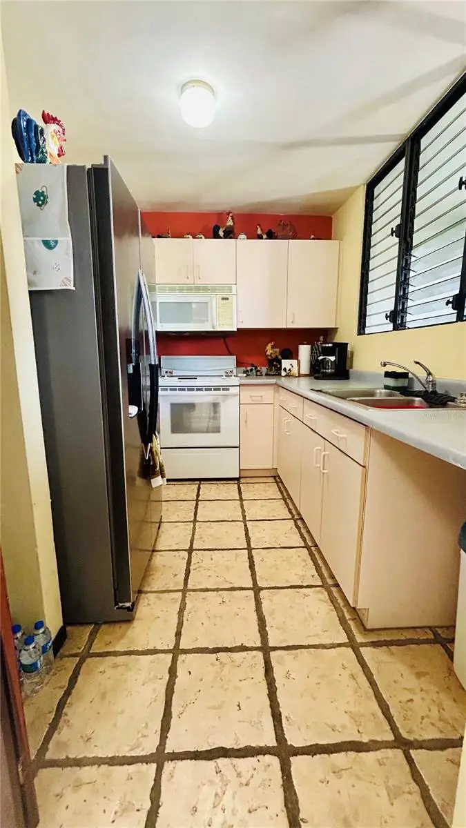 CARR 3 Km 66.7 Cala De Hucares #C210, Naguabo, PR 00718 - #3