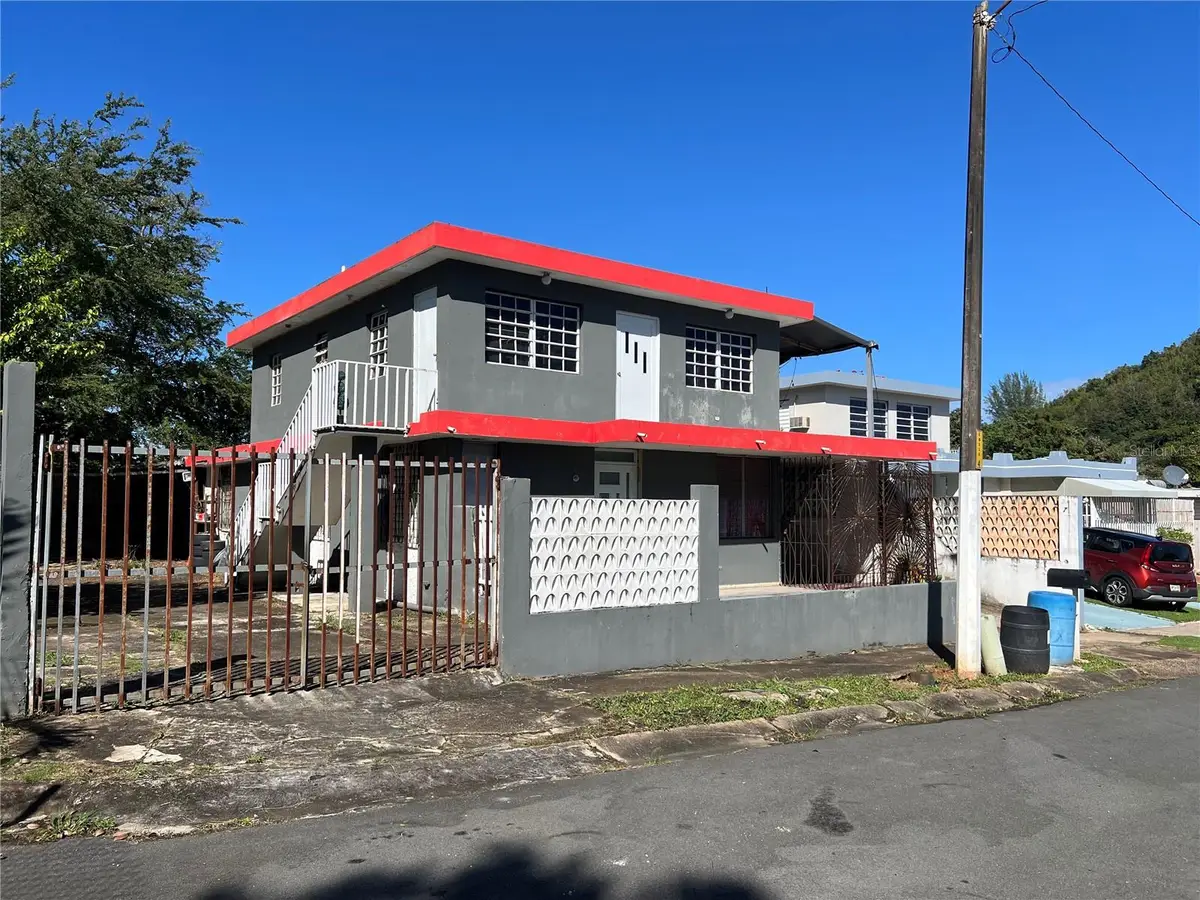 4TH STREET Urb. Santa Teresita Blq. C-7, Bayamon, PR 00961 - #1