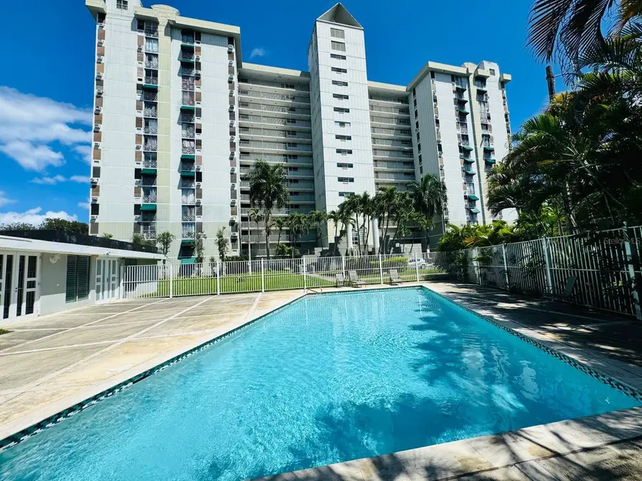1700 C. Federico Montilla Condominio Torres Del Parque #608, Bayamon, PR 00956 - #3