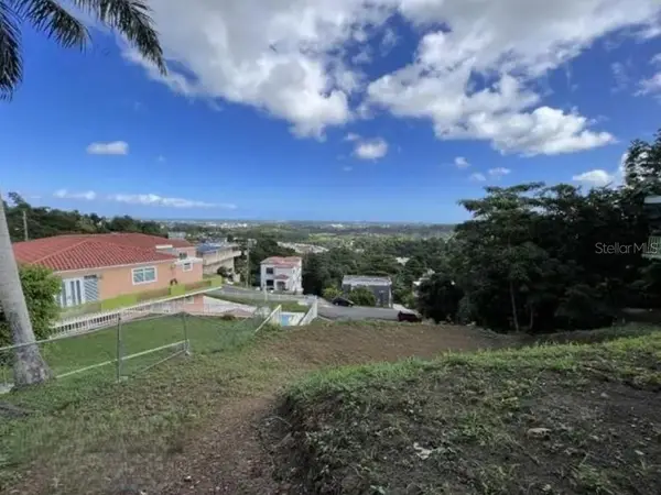 3 Calle Caguax, CAROLINA, PR 00987