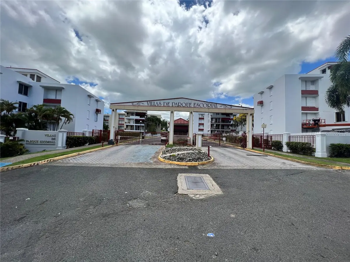 Escorial Villas Del Parque #J2510, Carolina, PR 00987 - #1