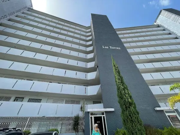 17 Cond. Las Torres, Calle Gonzalo Rivera Ortega #6-G, BAYAMON, PR 00959