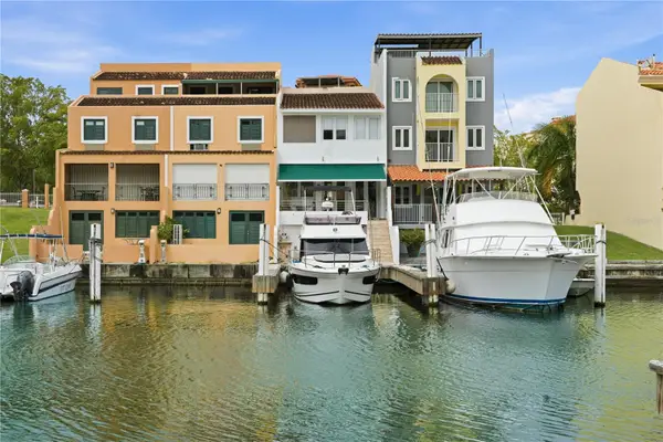 25 Plaza Mayor, HUMACAO, PR 00791