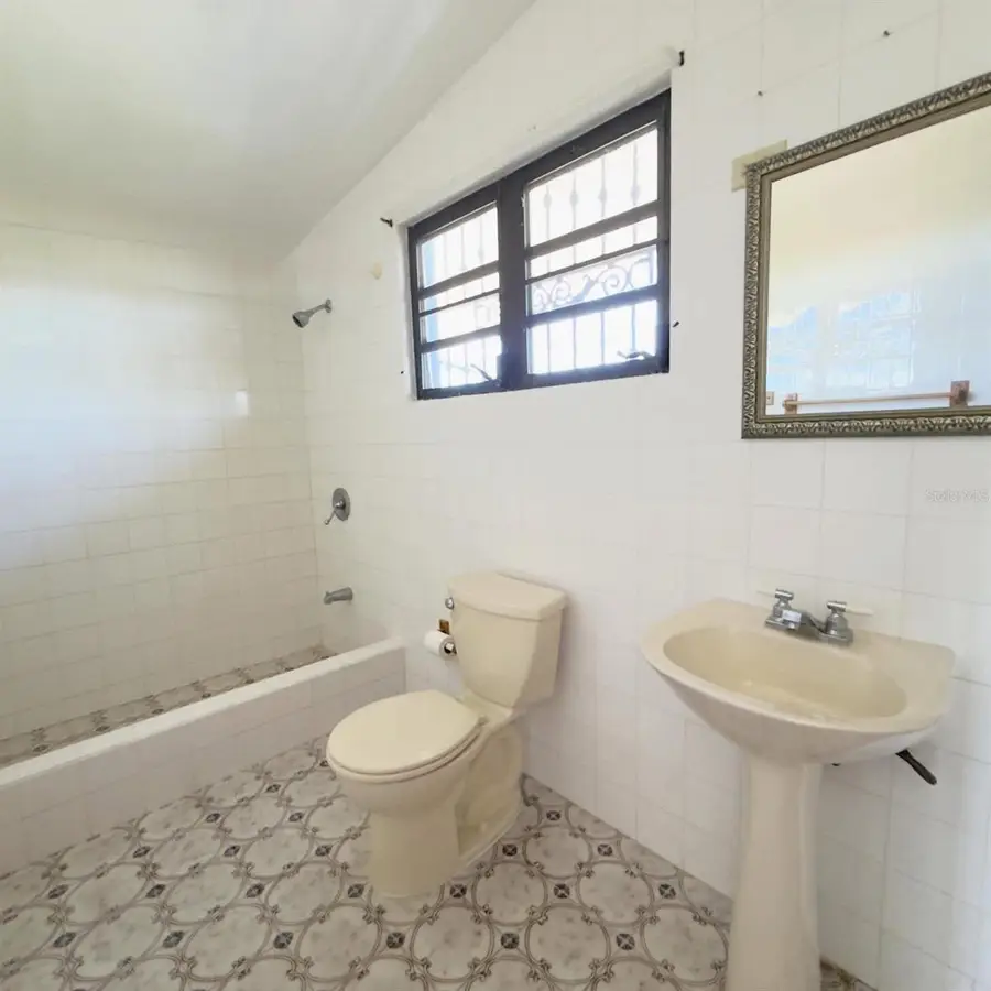 SR 453 KM 5.8 Piletas, Lares, PR 00669 - #2