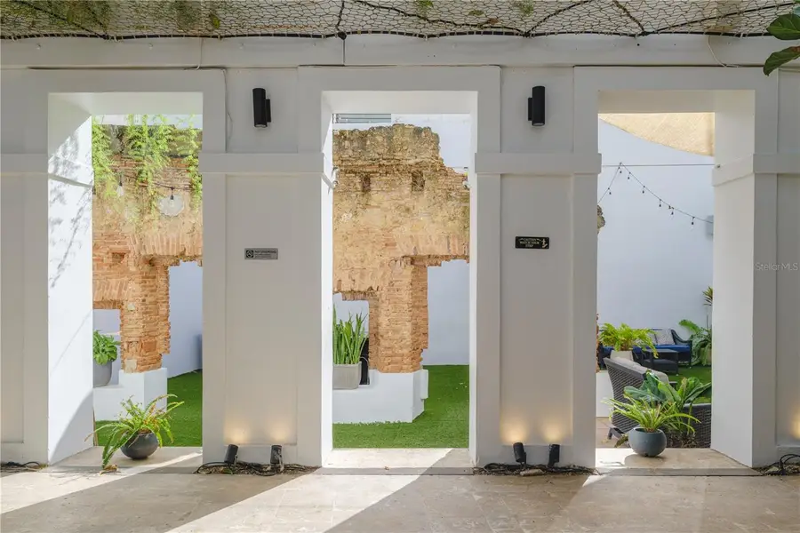 259 & 261 Calle De San Sebastian, San Juan, PR 00901 - #2