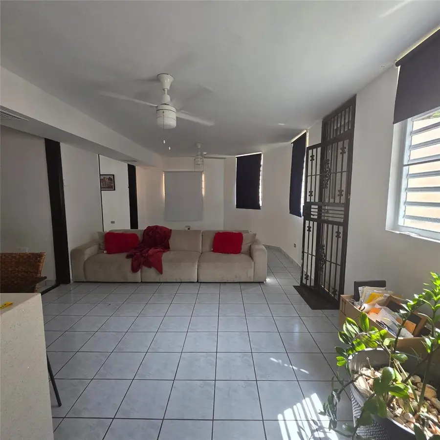 Address Withheld By Seller, Toa Baja, PR 00951 - #3